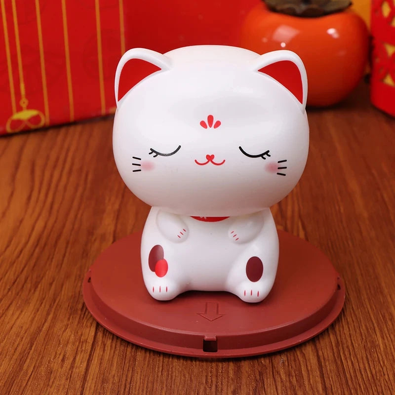 Solar Powered Maneki Neko Cat