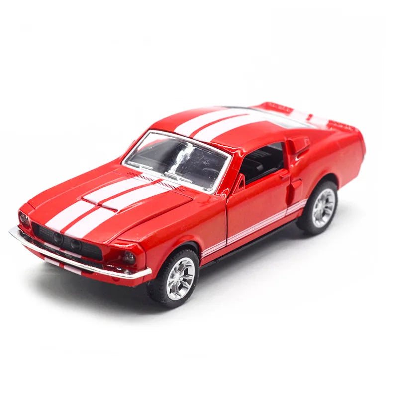 Ford Mustang Classic 1:32 Die-Cast Model Car