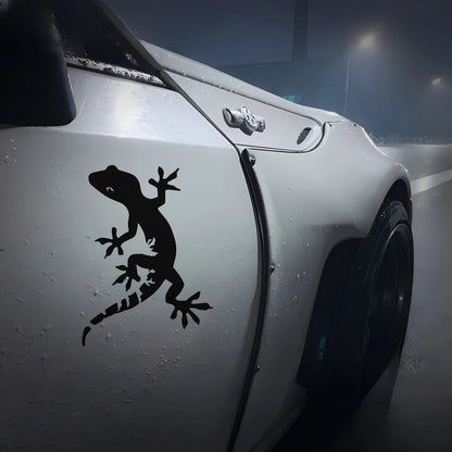 Gecko Strolling Car Sticker