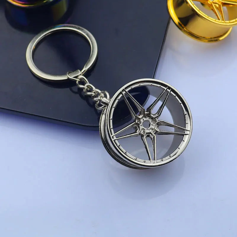 Chaveiro de peças de carros