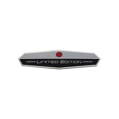 日本限定バッジ