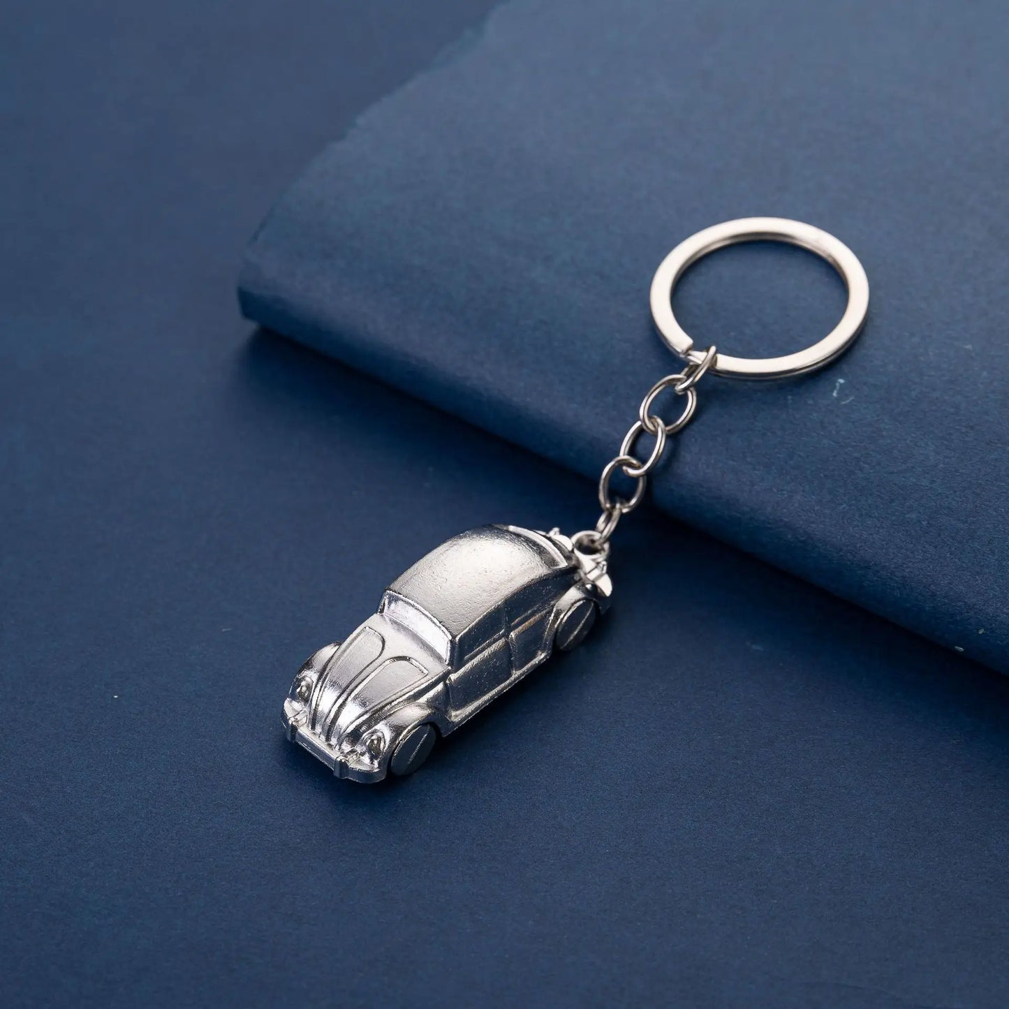 Porte-clés en métal de voitures classiques