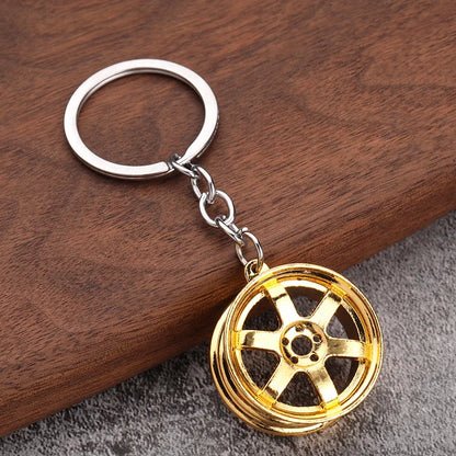 Chaveiro de peças de carros