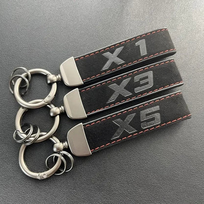Porte-clés série X en cuir suédé 