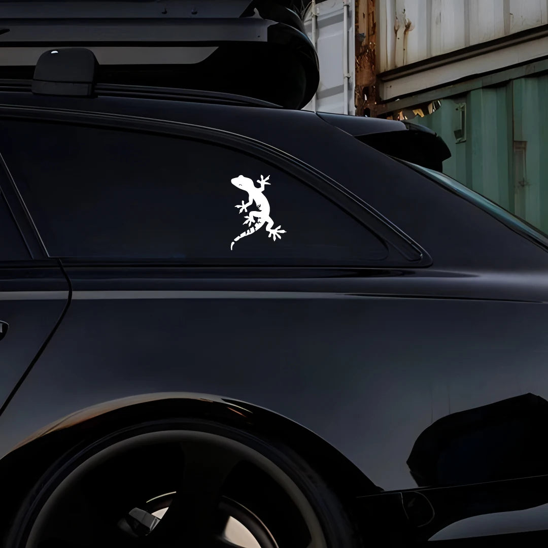 Gecko Strolling Car Sticker