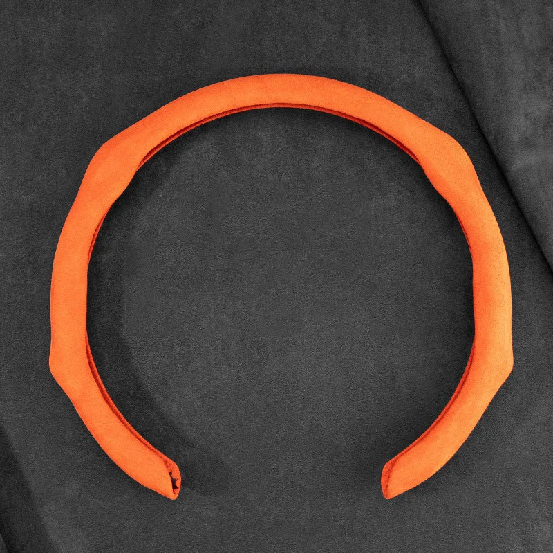 غطاء عجلة قيادة السيارة من الجلد السويدي الفاخر 5D 