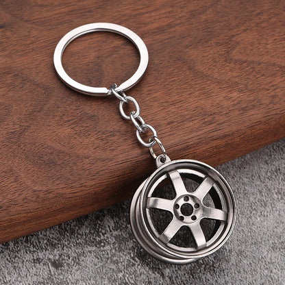 Chaveiro de peças de carros