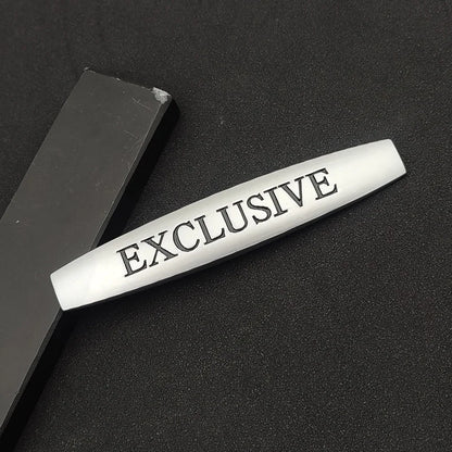 Voiture insigne exclusive en métal 3D